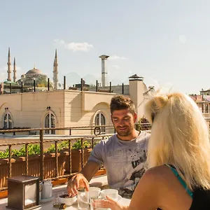 Deniz İstanbul