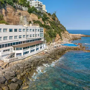 Le Rocce Del Capo Ospedaletti