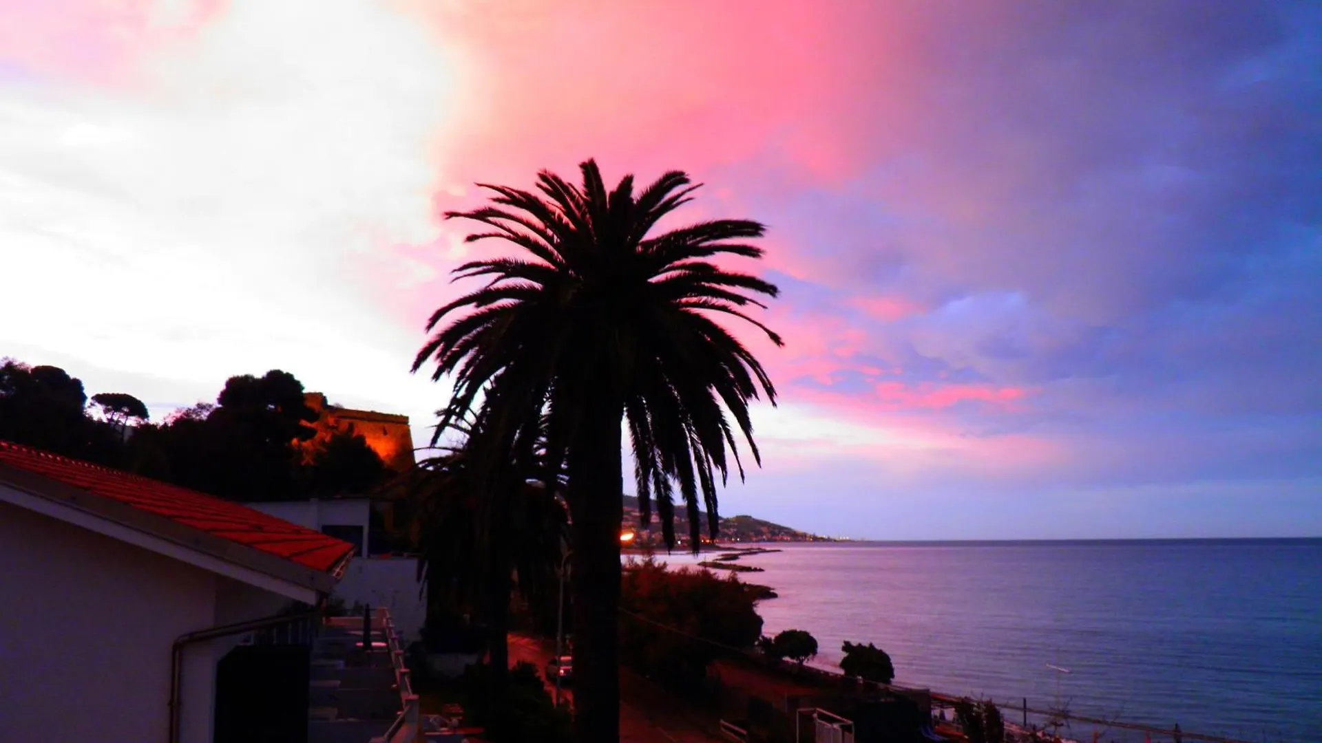 Aparthotel Blue Beach Bussana Nuova