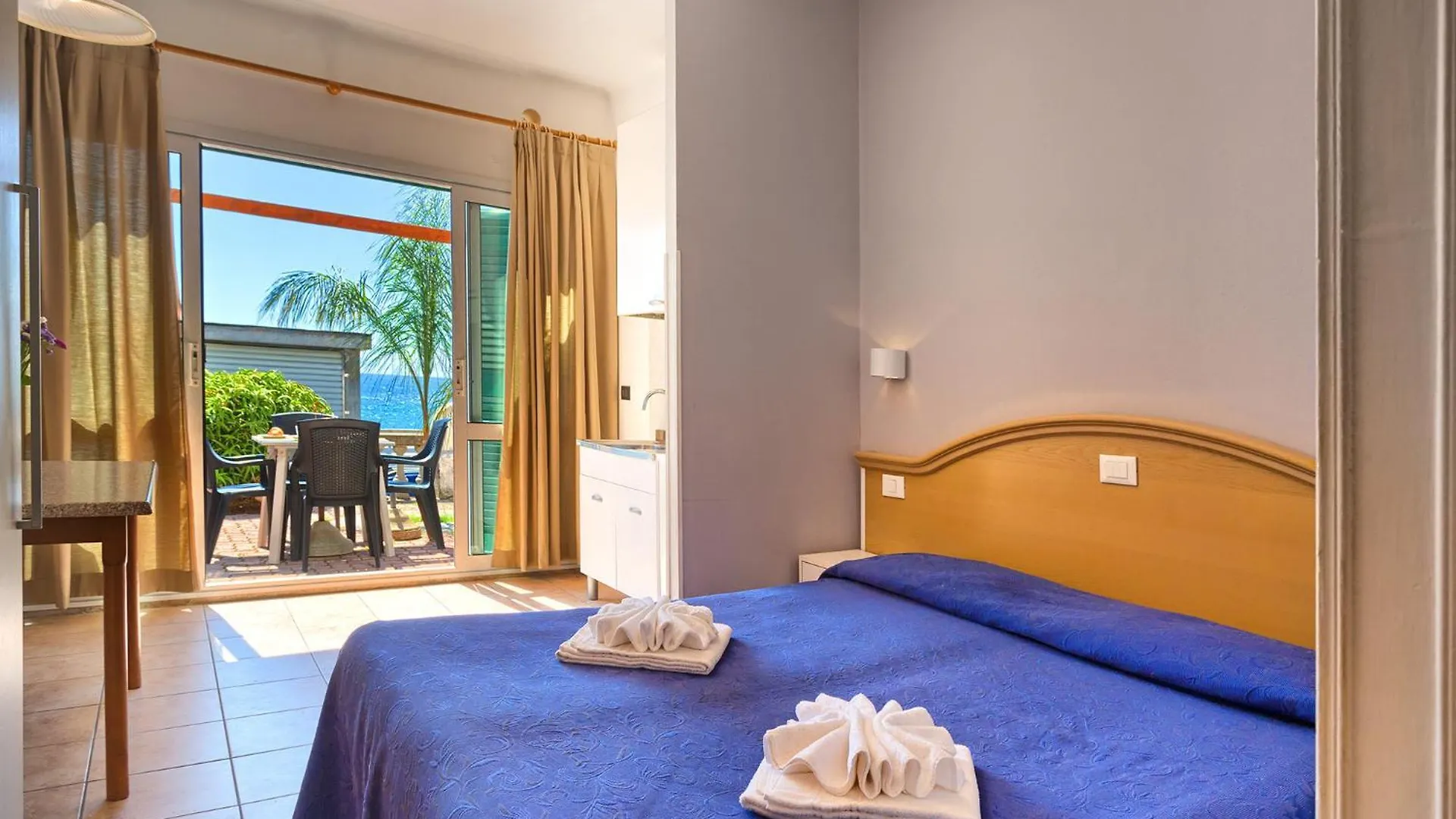 Aparthotel Blue Beach Bussana Nuova